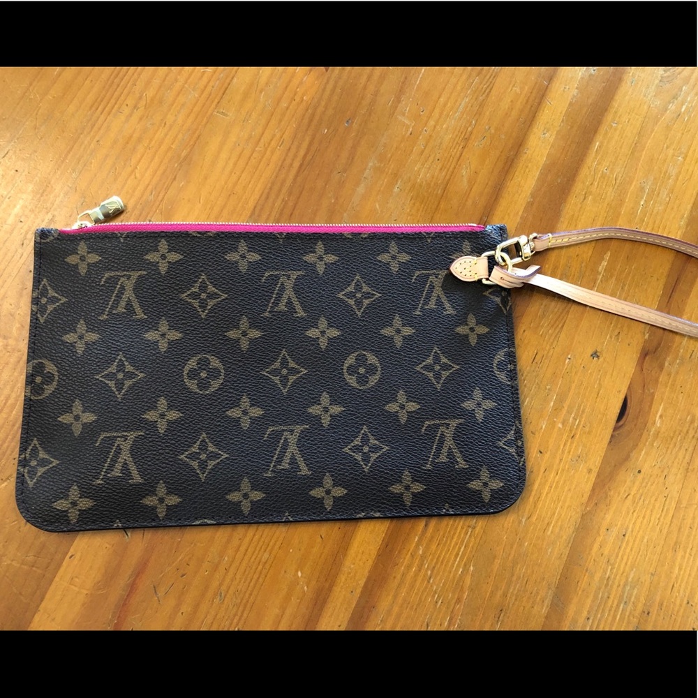 Louis Vuitton Neverfull pochette monogram pivoine